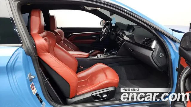 BMW M4 2018 — фото 11