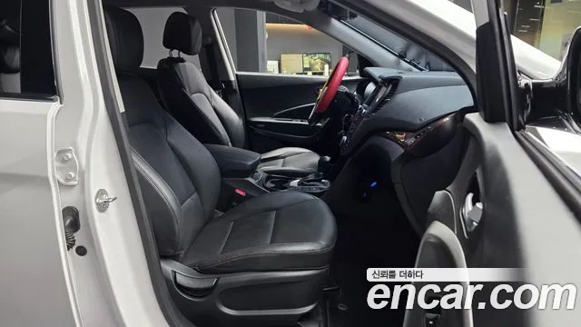 Hyundai Santafe 2018 — фото 11