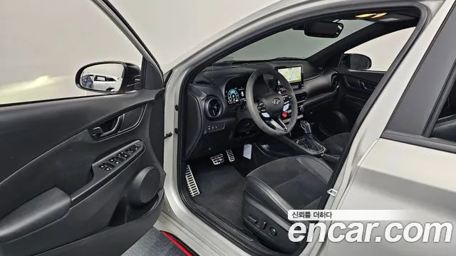 Hyundai Kona 2023 — фото 10