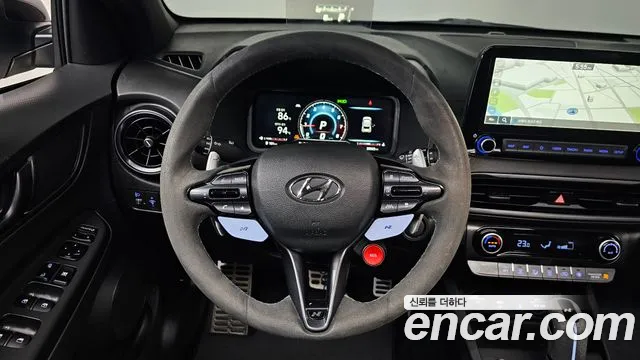 Hyundai Kona 2023 — фото 13