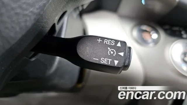 Toyota RAV4 2010 — фото 17