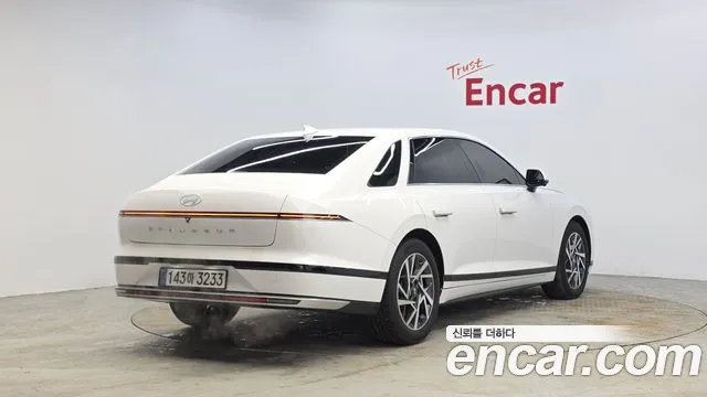 Hyundai Grandeur 2023 — фото 2