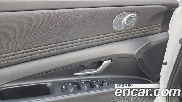 Hyundai AVANTE 2023 — фото 17