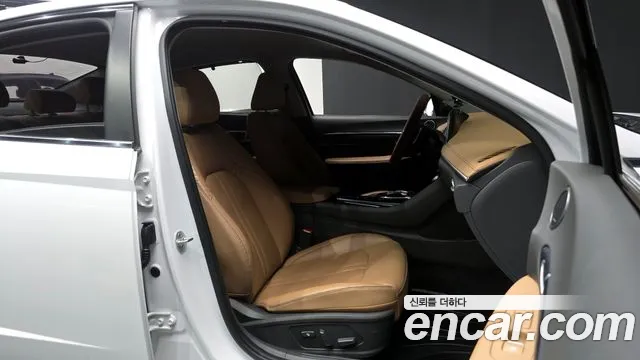 Hyundai Sonata 2020 — фото 10
