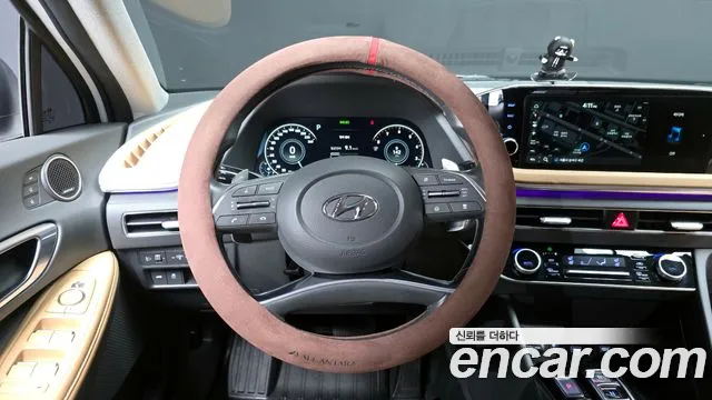 Hyundai Sonata 2020 — фото 13
