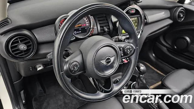 Mini Cooper 2016 — фото 13