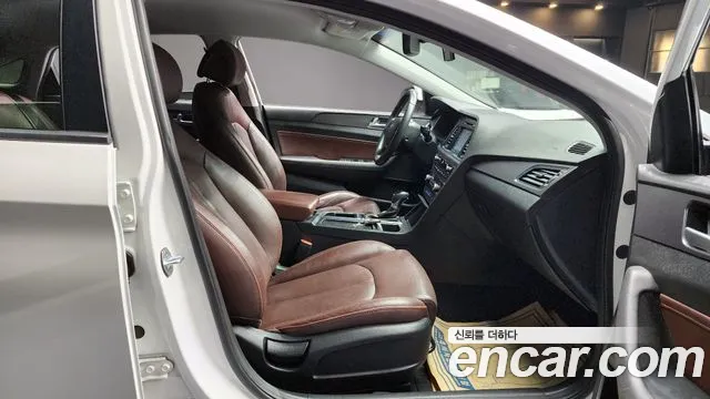 Hyundai Sonata 2017 — фото 10
