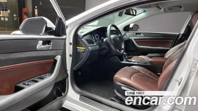 Hyundai Sonata 2017 — фото 11