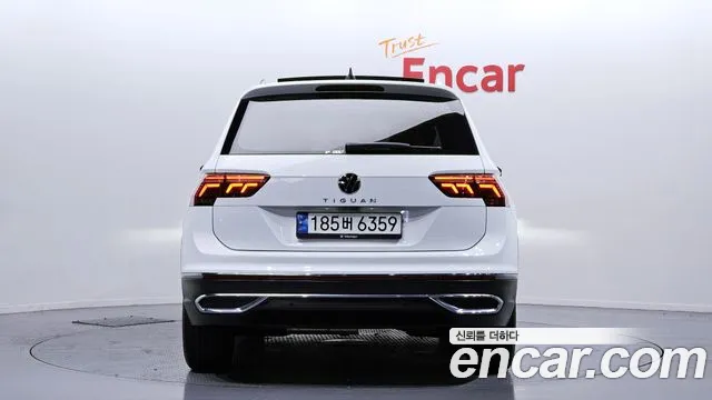Volkswagen Tiguan 2022 — фото 4