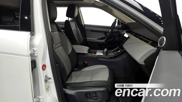 Land Rover Range Rover Evoque 2024 — фото 10
