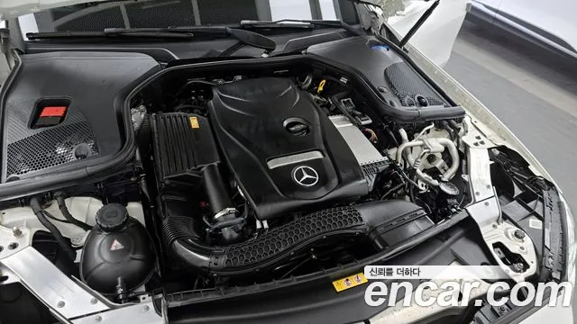 Mercedes-Benz E-Class 2017 — фото 6