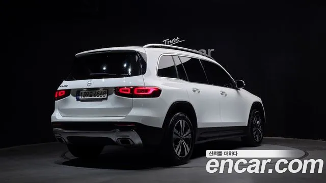 Mercedes-Benz GLB-Class 2021 — фото 2