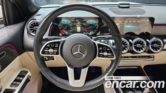 Mercedes-Benz GLB-Class 2021 — фото 14