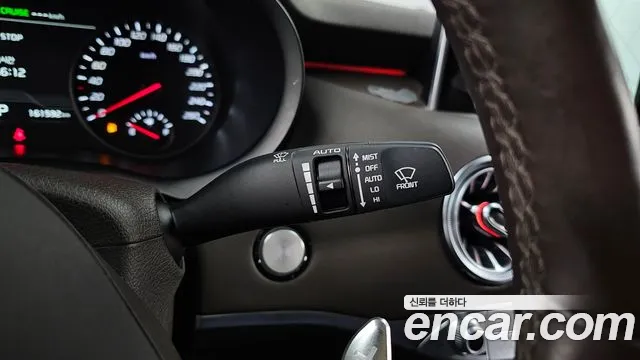 Kia Stinger 2018 — фото 18