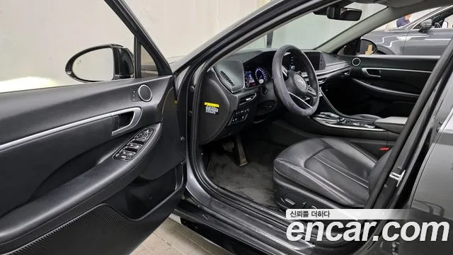 Hyundai Sonata 2020 — фото 10