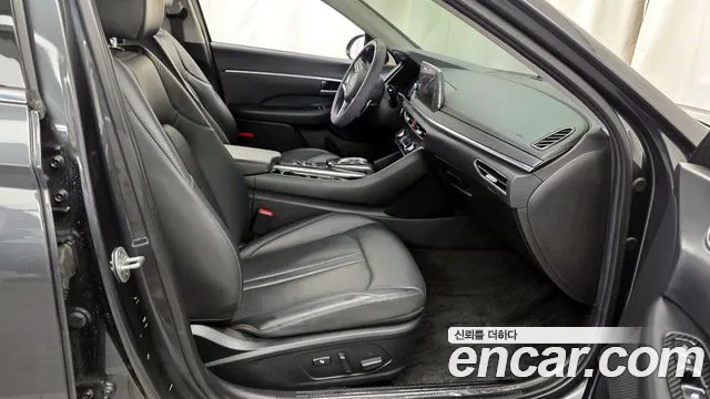 Hyundai Sonata 2020 — фото 11
