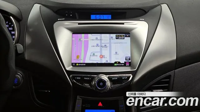 Hyundai AVANTE 2012 — фото 16