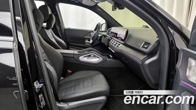 Mercedes-Benz GLS-Class 2025 — фото 11