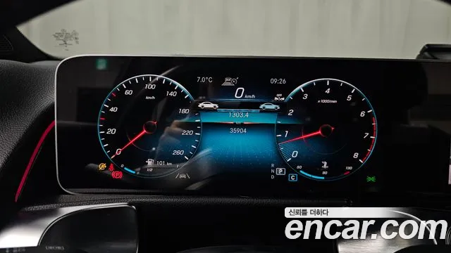 Mercedes-Benz GLB-Class 2020 — фото 8