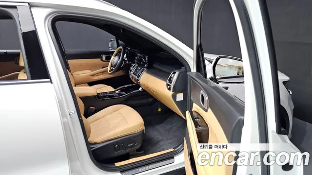 Kia Sorento 2023 — фото 10