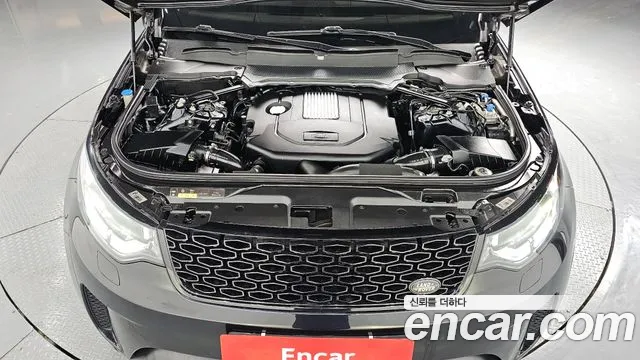 Land Rover Discovery 2019 — фото 6