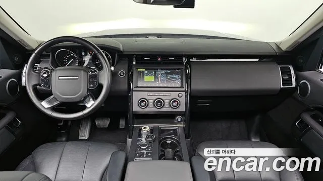Land Rover Discovery 2019 — фото 7