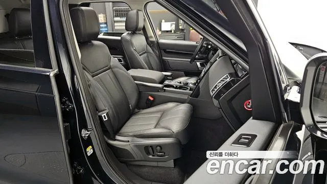 Land Rover Discovery 2019 — фото 10