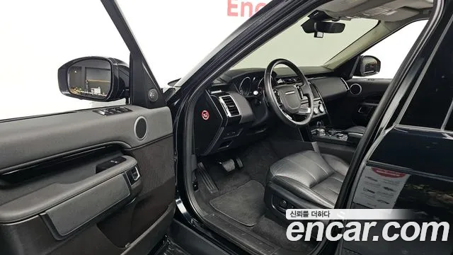 Land Rover Discovery 2019 — фото 11