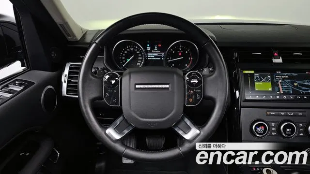 Land Rover Discovery 2019 — фото 13