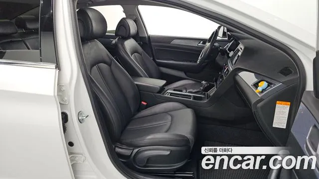 Hyundai Sonata 2016 — фото 11