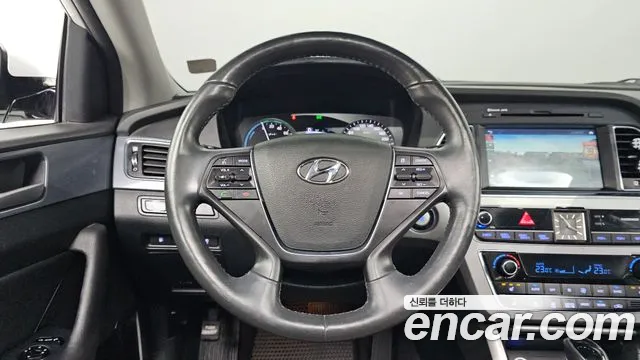 Hyundai Sonata 2016 — фото 14