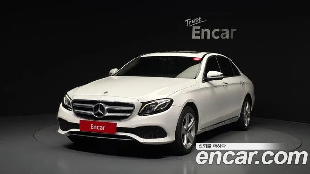 Mercedes-Benz E-Class 2017 — фото 1