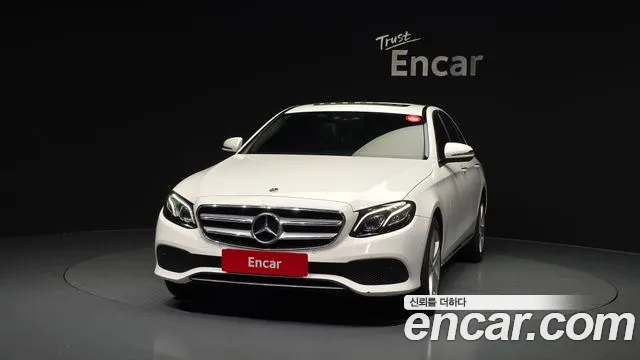 Mercedes-Benz E-Class 2017 — фото 3