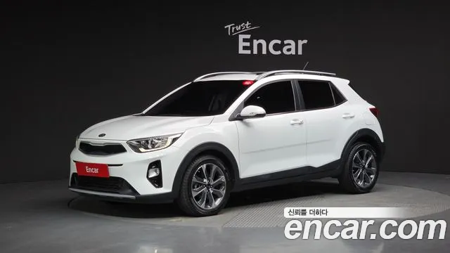Kia Stonic 2018 — фото 1