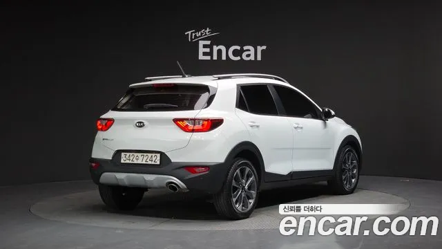 Kia Stonic 2018 — фото 2