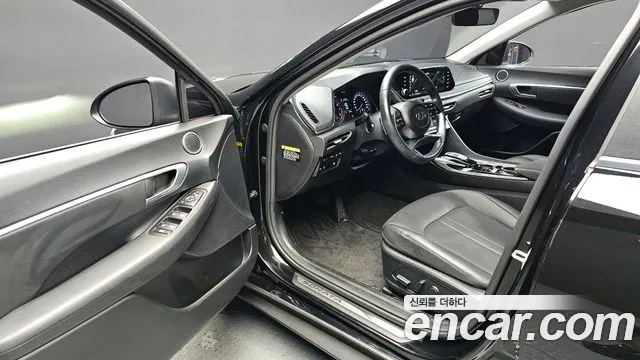Hyundai Sonata 2020 — фото 11