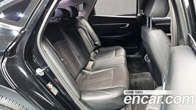 Hyundai Sonata 2020 — фото 12