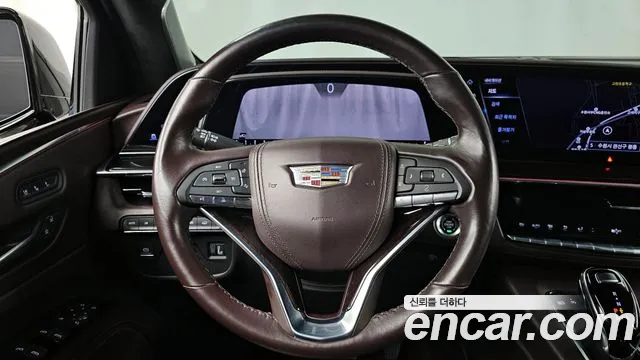 Cadillac Escalade 2022 — фото 13