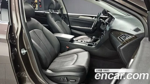 Hyundai Sonata 2017 — фото 10