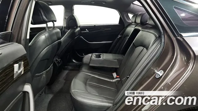 Hyundai Sonata 2017 — фото 12
