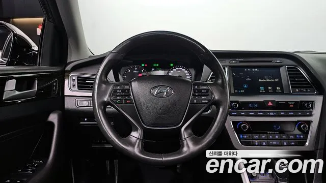 Hyundai Sonata 2017 — фото 13