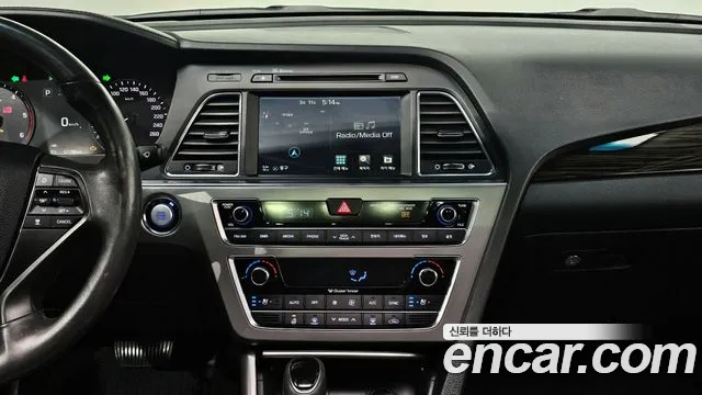 Hyundai Sonata 2017 — фото 14
