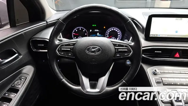 Hyundai Santafe 2022 — фото 13