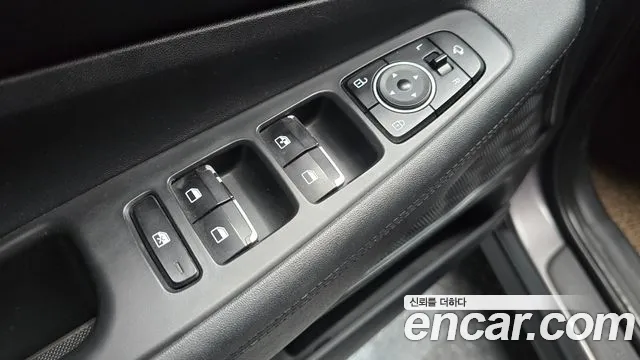Hyundai Santafe 2022 — фото 14