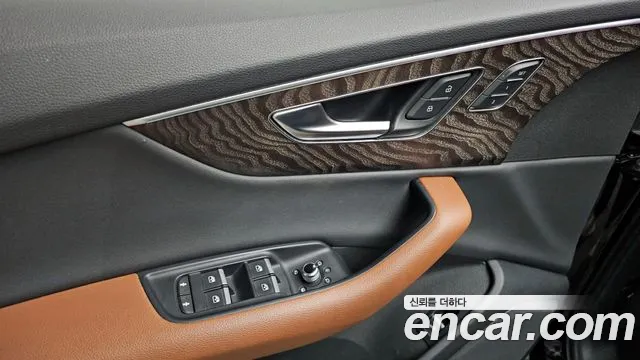 Audi Q7 2021 — фото 12