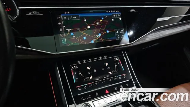 Audi Q7 2021 — фото 15