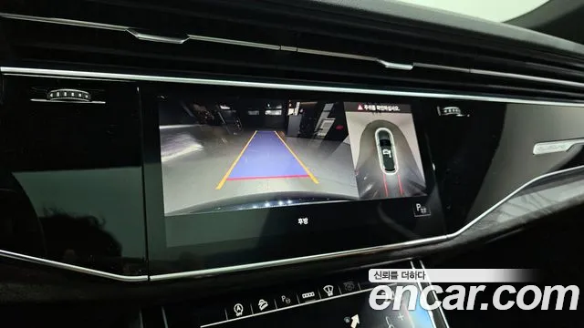 Audi Q7 2021 — фото 16
