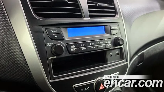 Hyundai Accent 2018 — фото 15