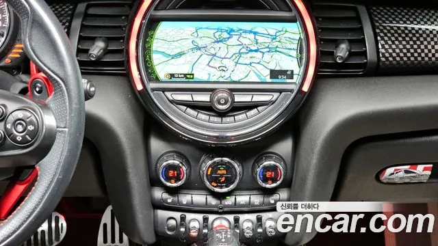 Mini Cooper 2018 — фото 14