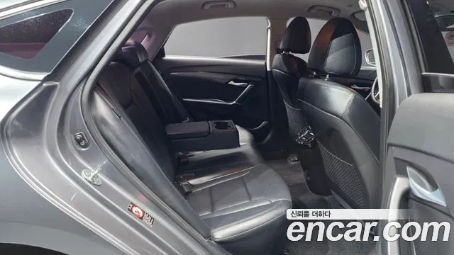 Hyundai i40 2016 — фото 12